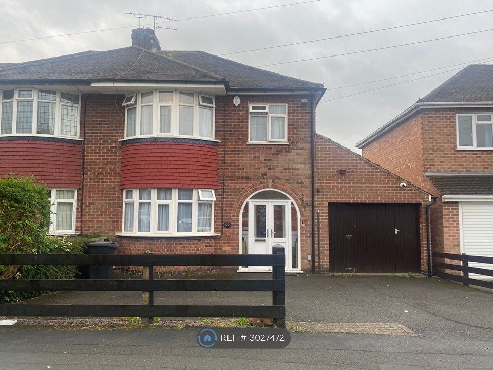 Property photo 2 of 17
