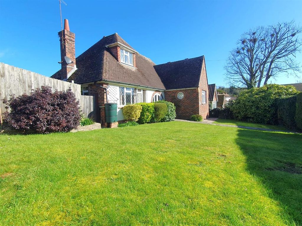 Property photo 3 of 24 Front Garden.Jpeg