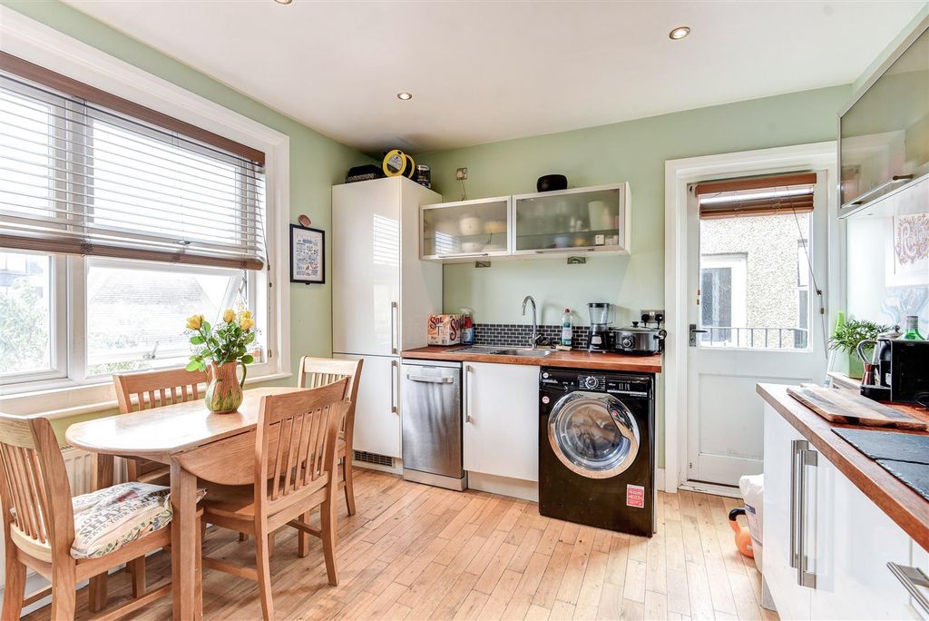 Property photo 3 of 13 Kitchen/Diner