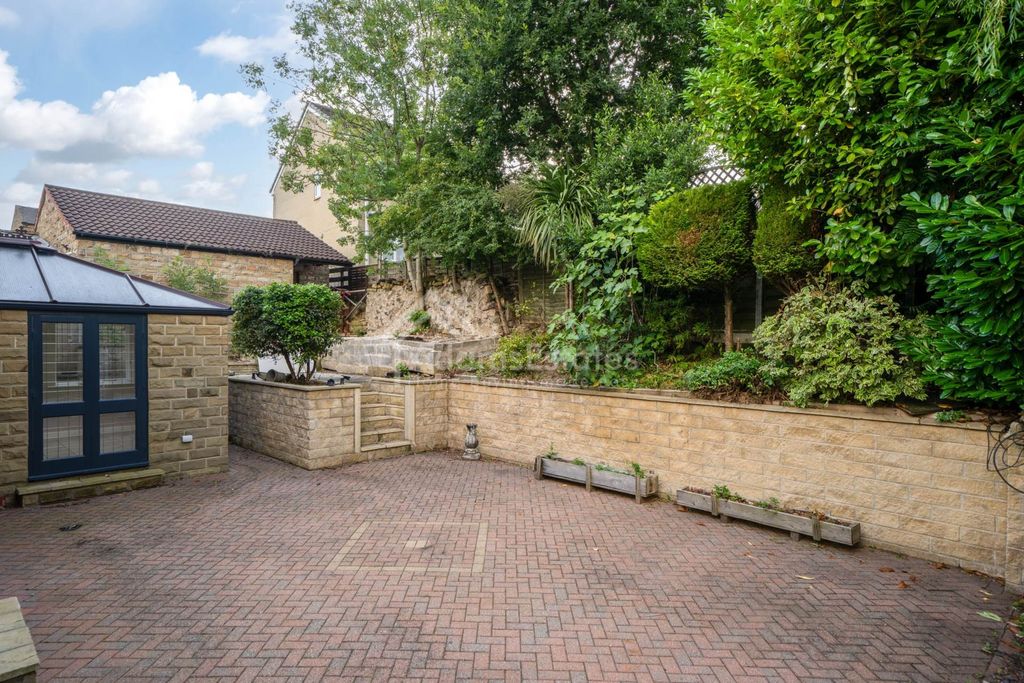 Additional image 20 of 4 bed detached house for saleFrank Lane, Dewsbury WF12