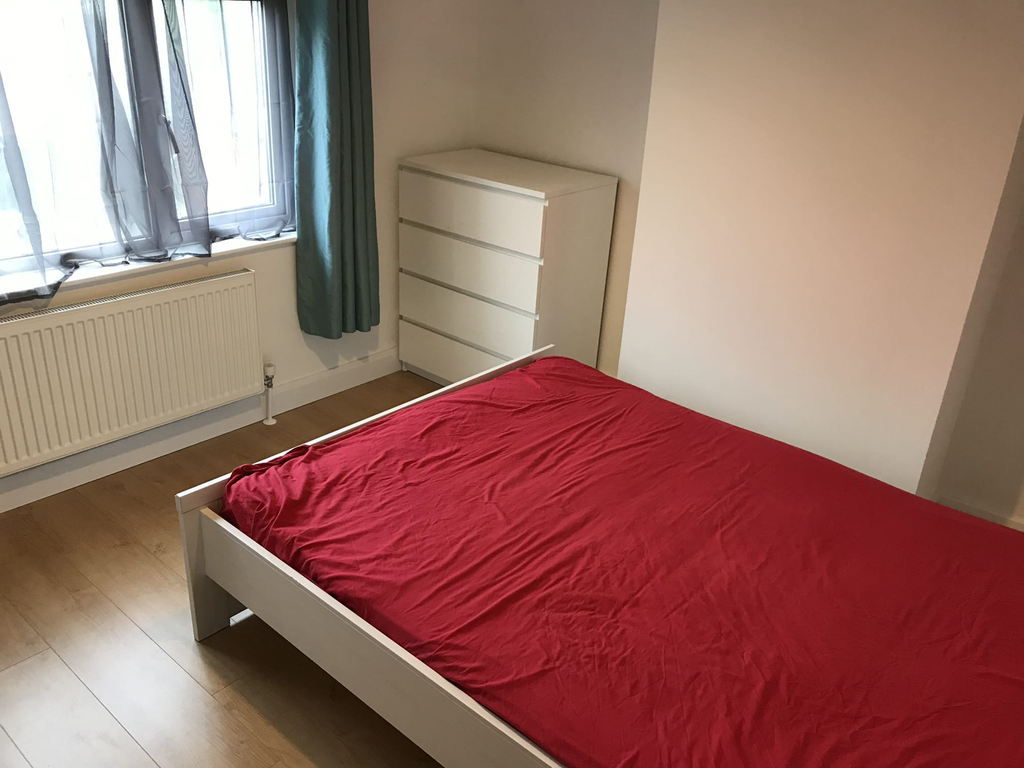 Property photo 1 of 3