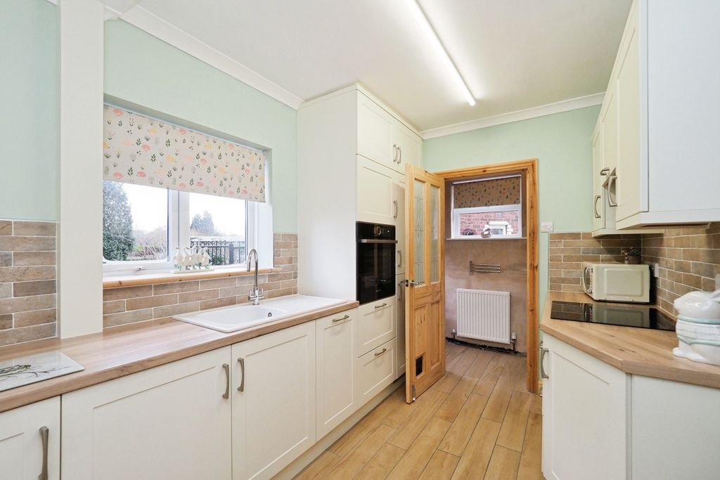 Property photo 2 of 20 Img_4427