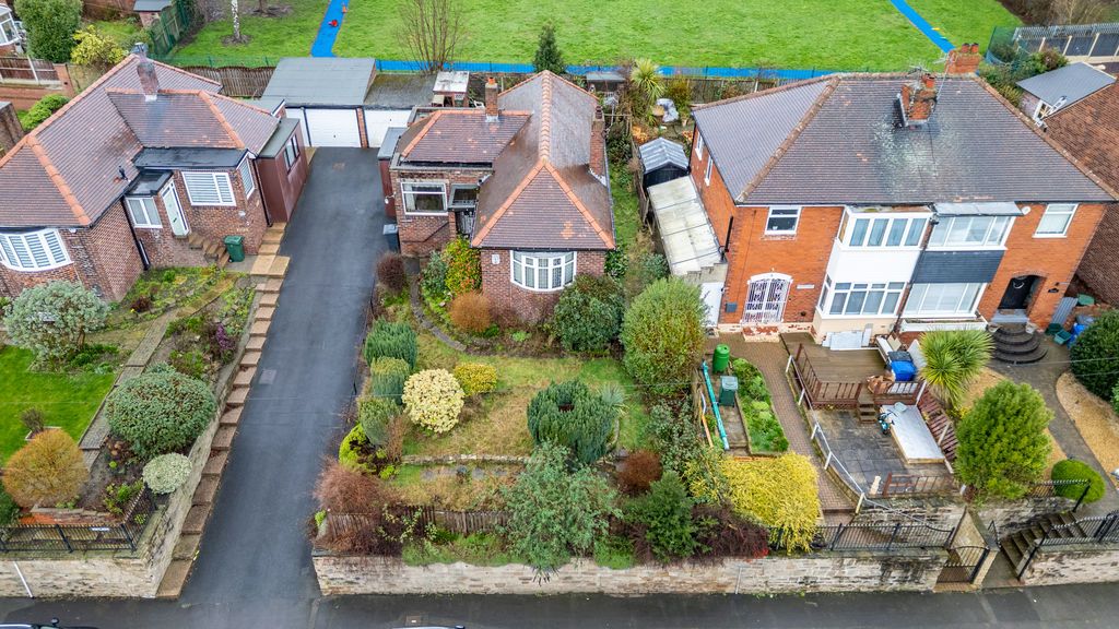 Property photo 1 of 11 Photo 1