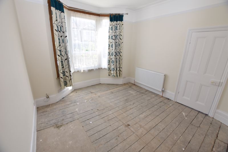Property photo 3 of 10 Photo 9