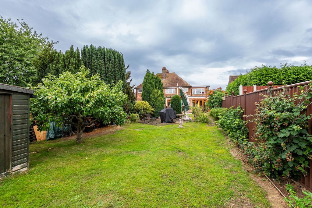 Property photo 1 of 23