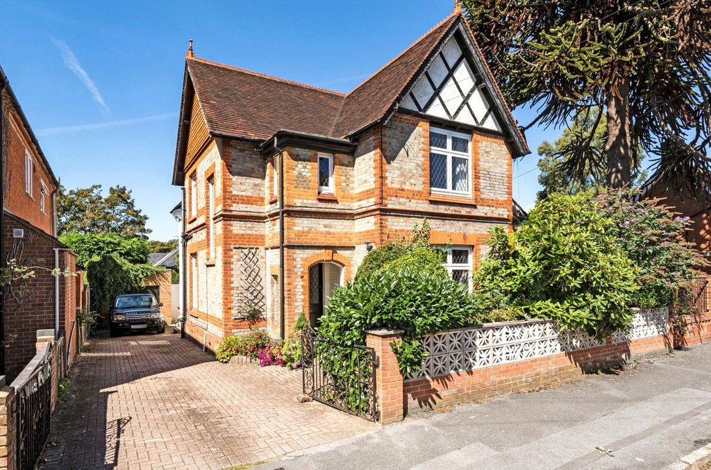 Property photo 1 of 21 Picture No. 27