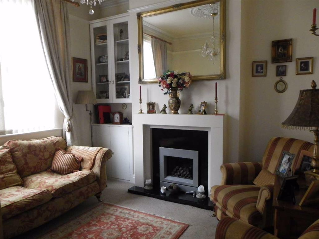 Property photo 3 of 7