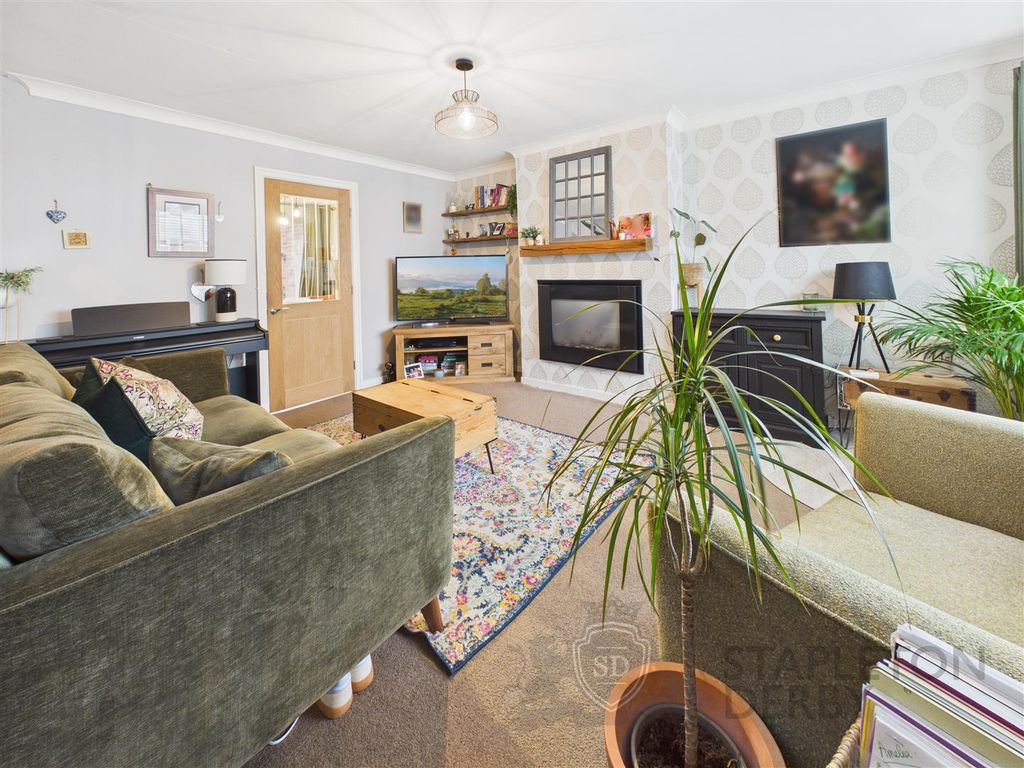 Property photo 2 of 13 Cam04709G0-Pr0332-Still004.Jpg