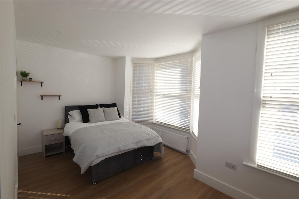 Property photo 2 of 13 Img_2897.Jpg