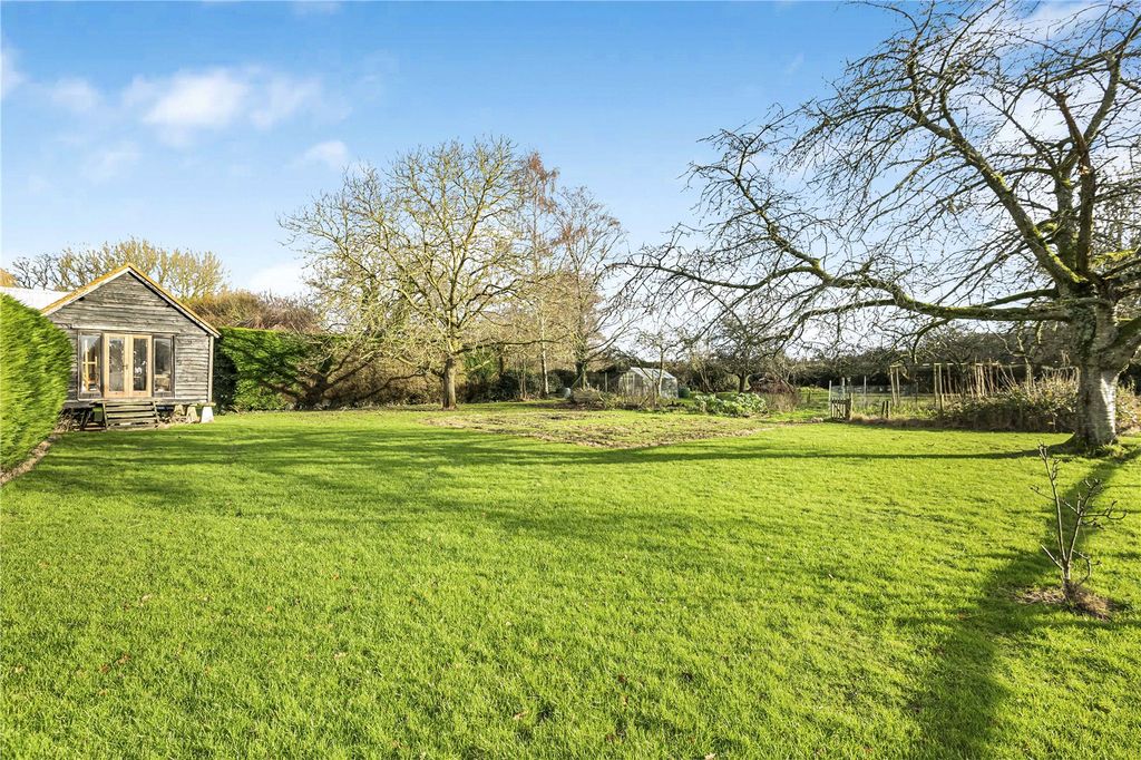 Property photo 2 of 25 Orchard And Granary