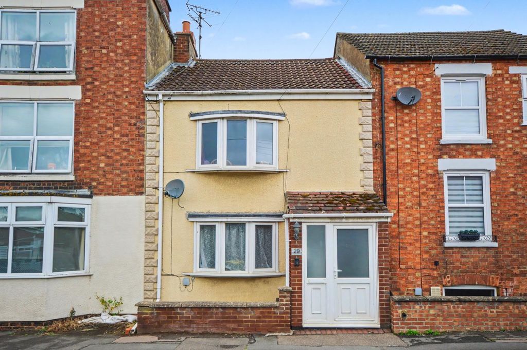 Property photo 1 of 12