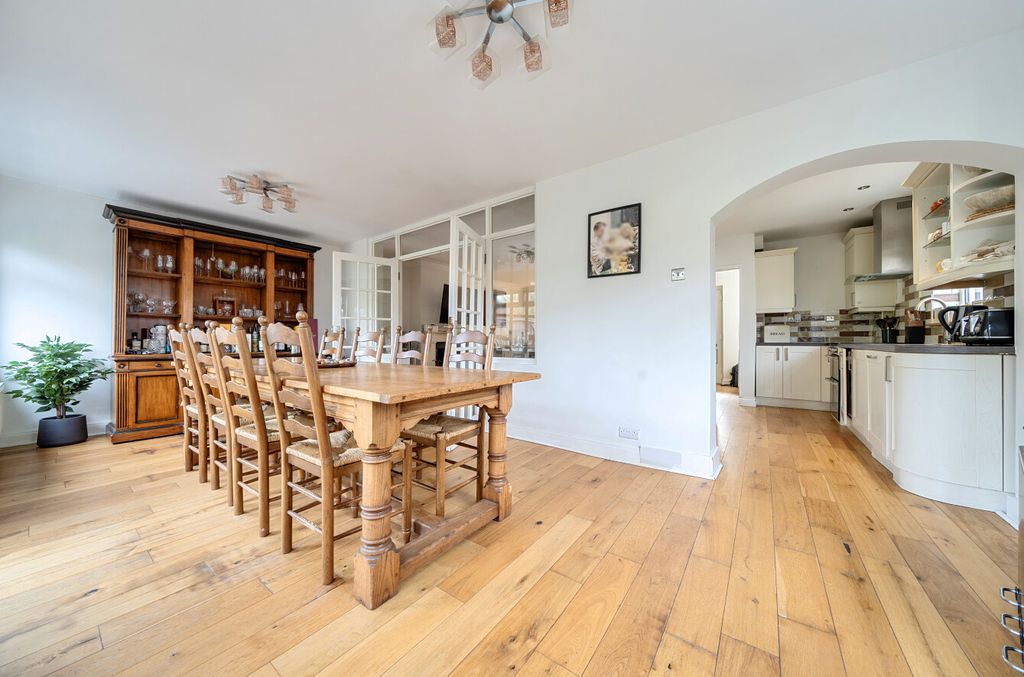 Property photo 3 of 24 1417746-19-69B432...