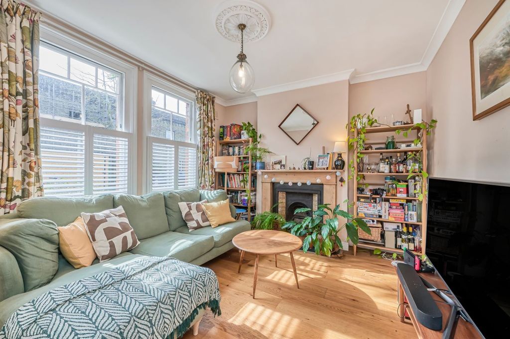 Property photo 1 of 20 Picture No. 03