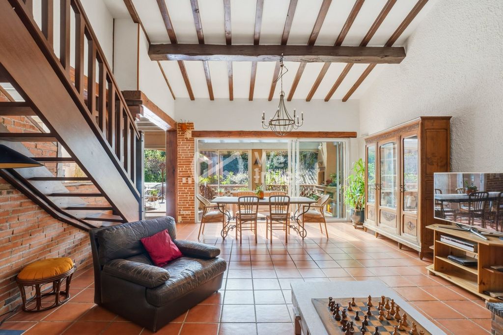 Property photo 1 of 26 Cornebarrieu Centre – Family Home With Pool, Independent Two-Room Flat