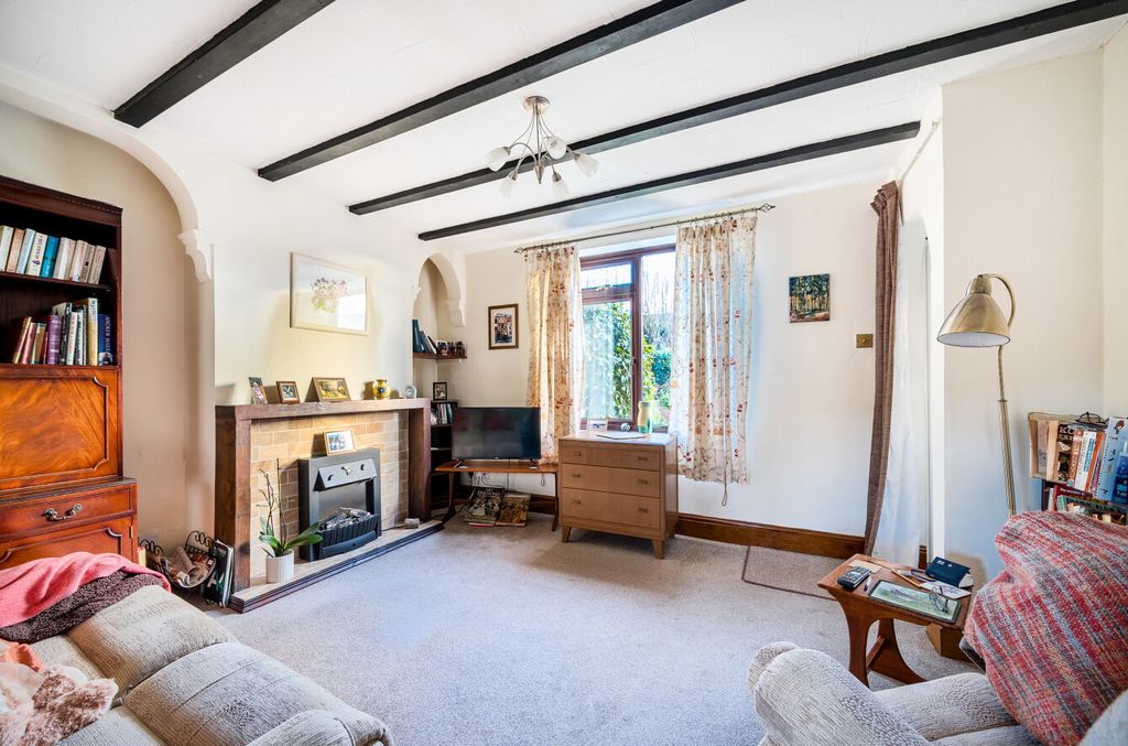 Property photo 3 of 18 Seddons, Tiverton