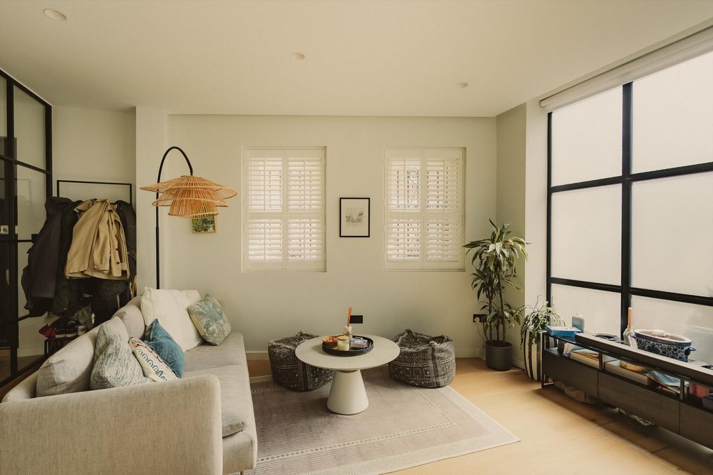 Property photo 2 of 13 Image