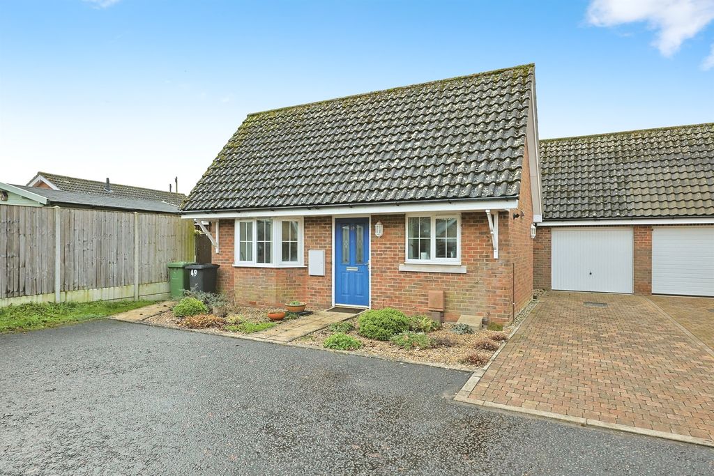 Property photo 1 of 25