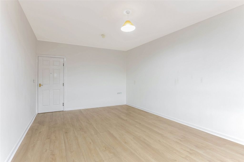 Property photo 3 of 14 Picture No. 07