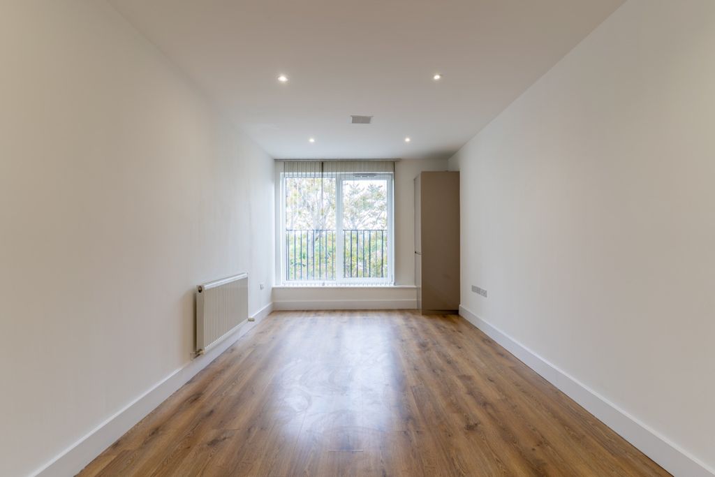 Property photo 3 of 13 5170563