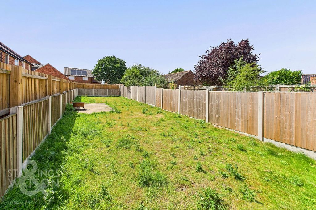 Property photo 3 of 16
