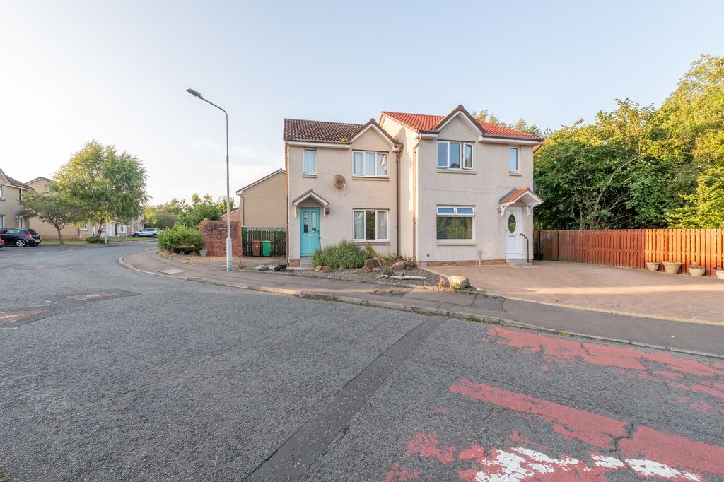 Property photo 1 of 30