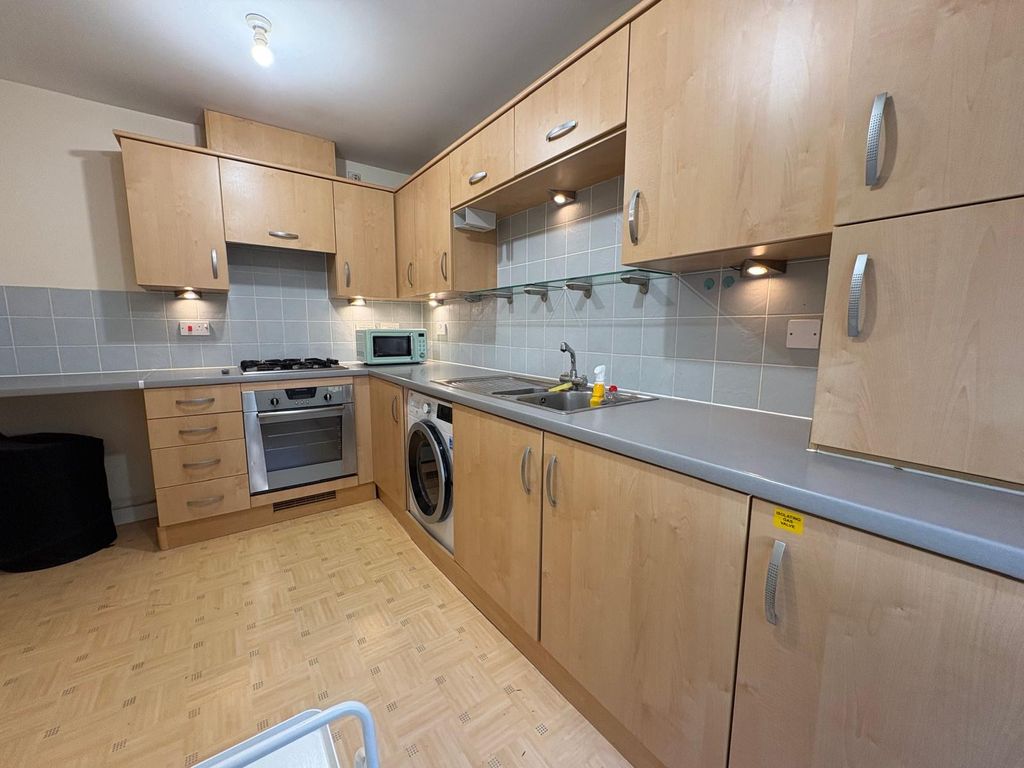 Property photo 2 of 12 Image