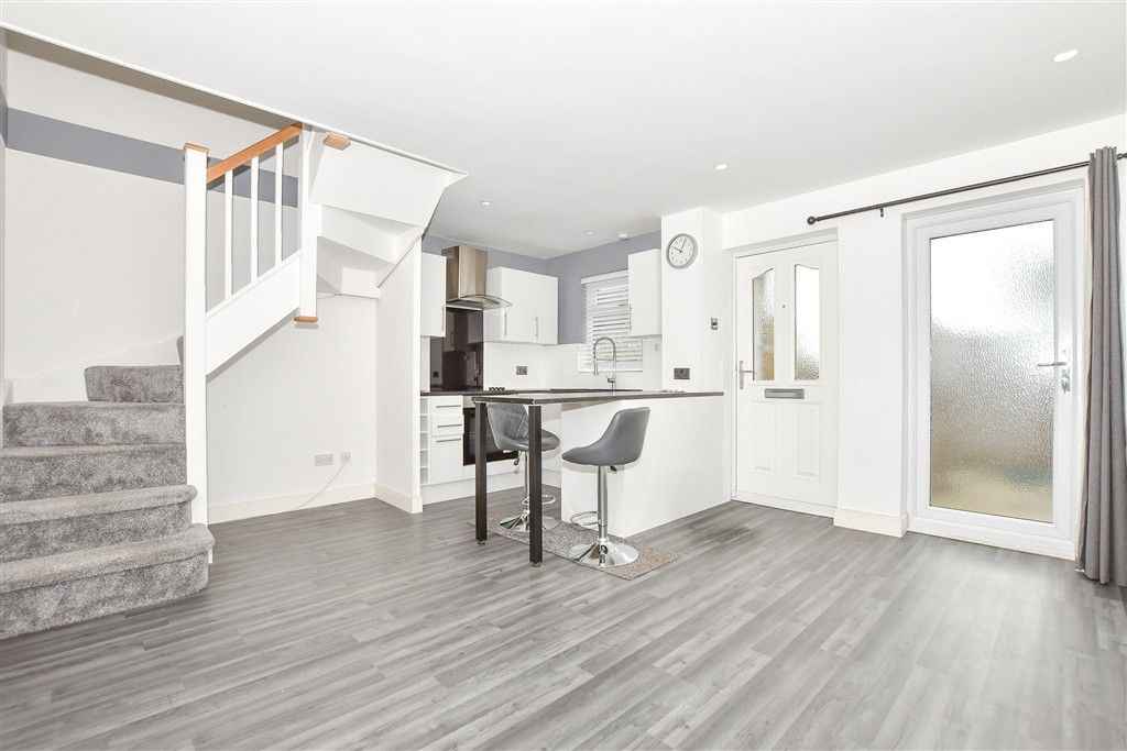 Property photo 3 of 15 Lounge/Diner