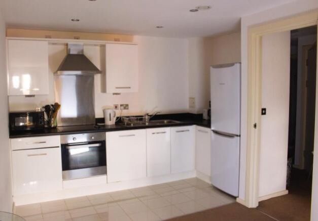 Property photo 3 of 6 Kitchen