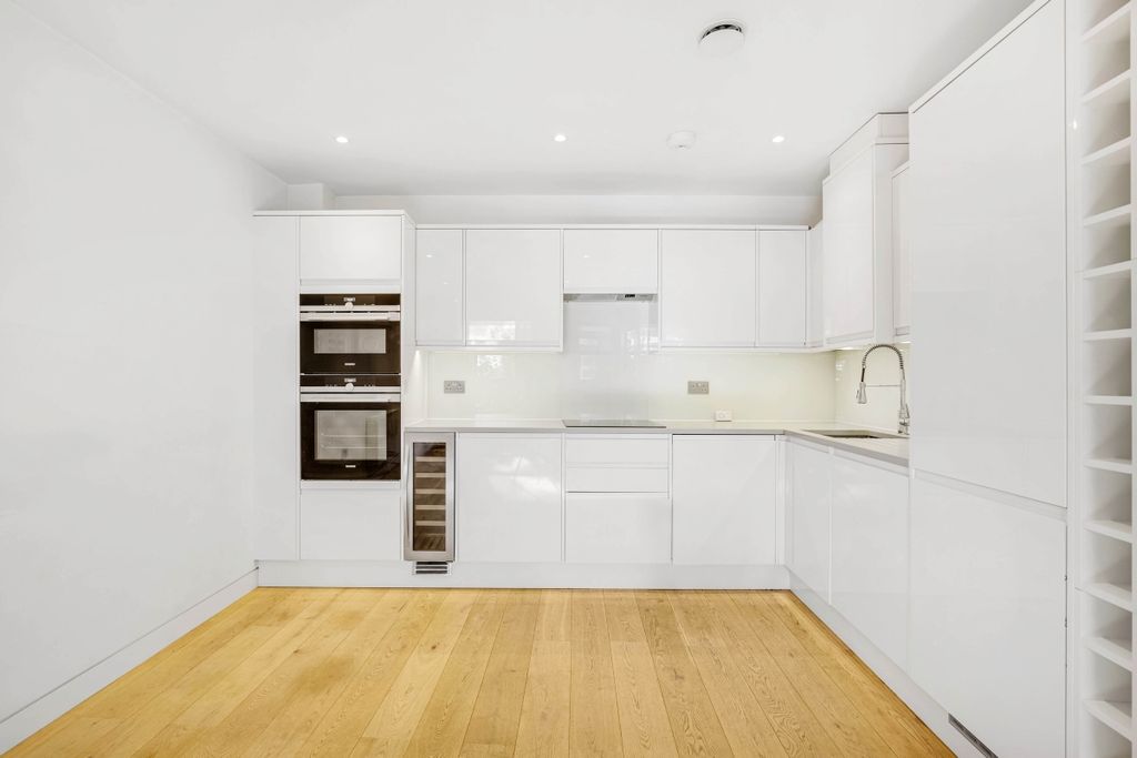 Property photo 2 of 10 Picture 2