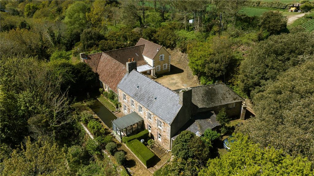 Property photo 1 of 21 Main