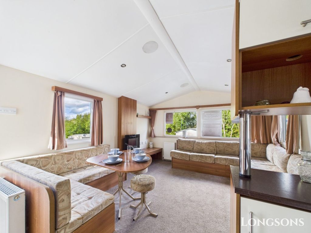 Property photo 3 of 22 Cam02173G0 Pr0280 Still071