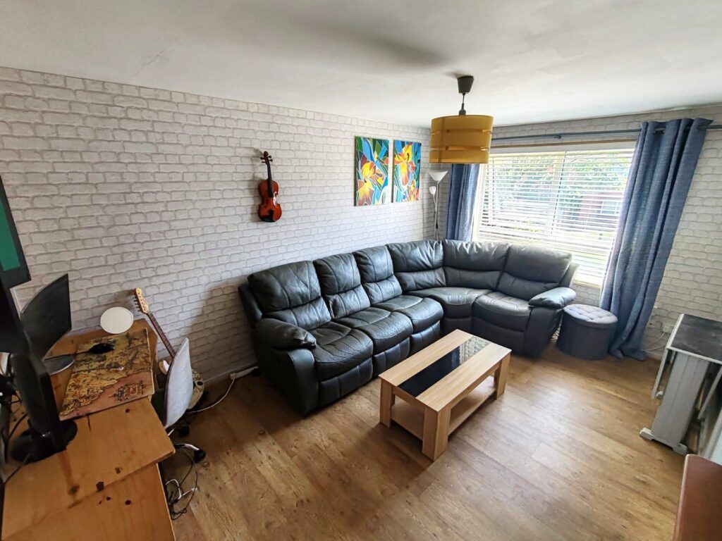 Property photo 2 of 16