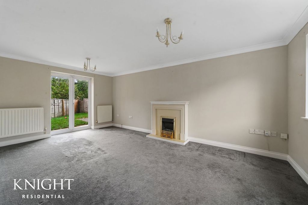 Property photo 3 of 19