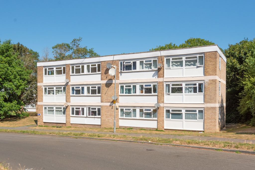 Property photo 1 of 12 5223091