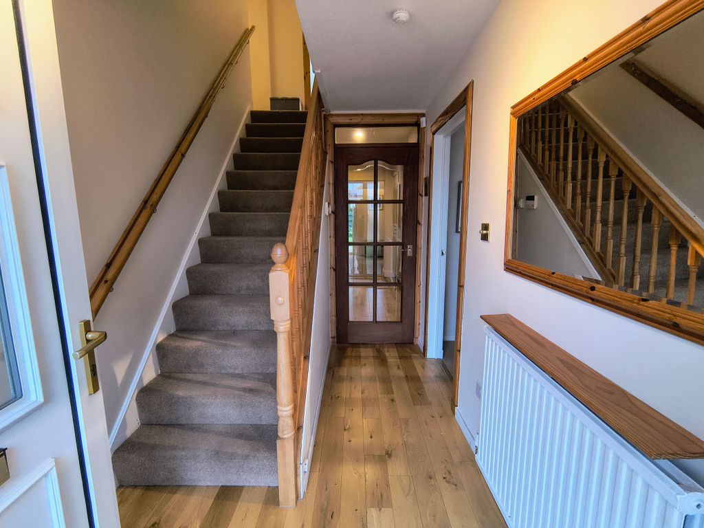 Property photo 3 of 38