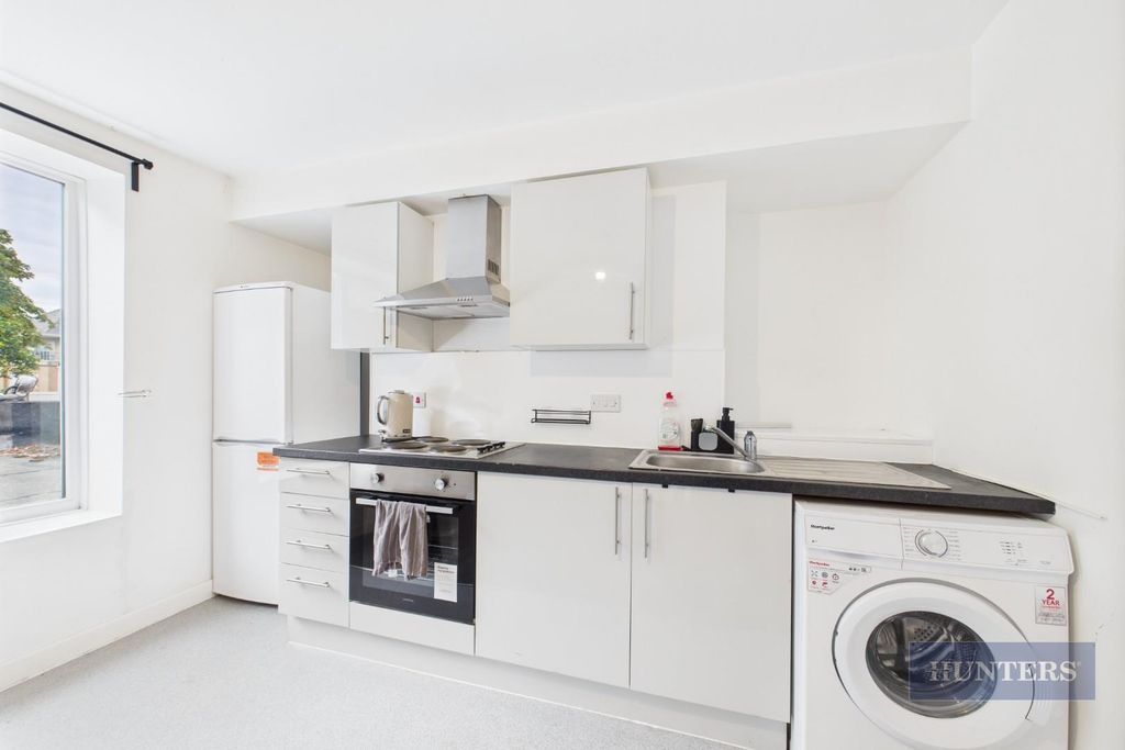 Property photo 1 of 6 Cam05152G0-Pr0210-Still004.Jpg