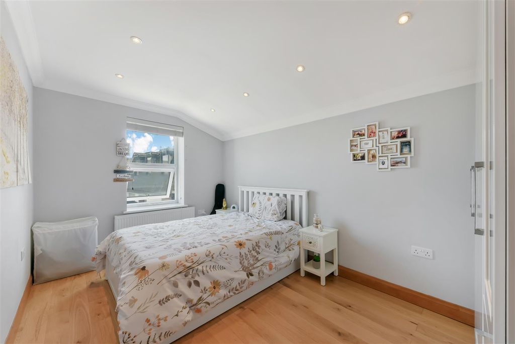 Property photo 3 of 7 1.Jpg