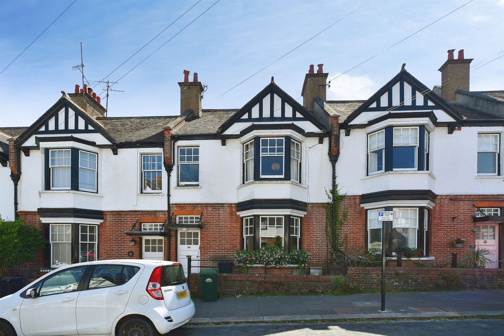 Property photo 1 of 16