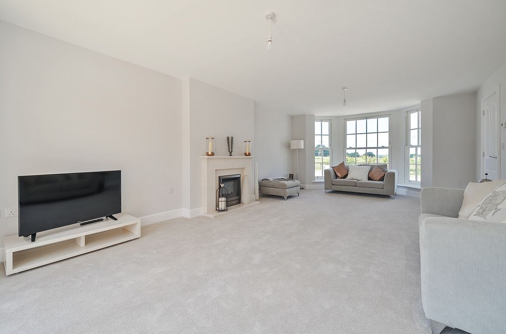 Property photo 2 of 25 Picture 2