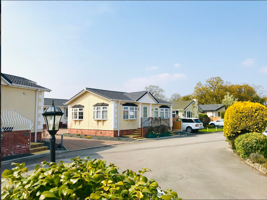 Property photo 1 of 9