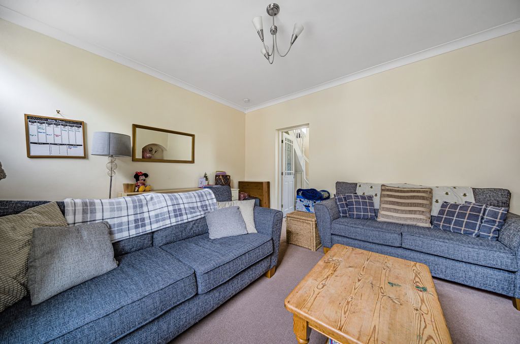 Property photo 3 of 10 982035 (4).Jpg