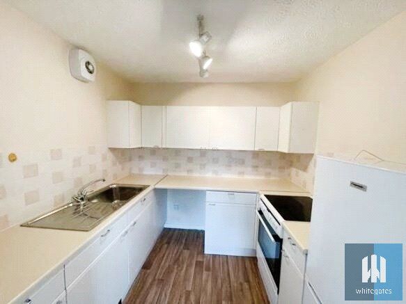 Property photo 2 of 10 Picture No. 14