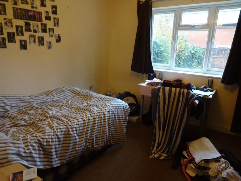 Property photo 3 of 5 Photo 4