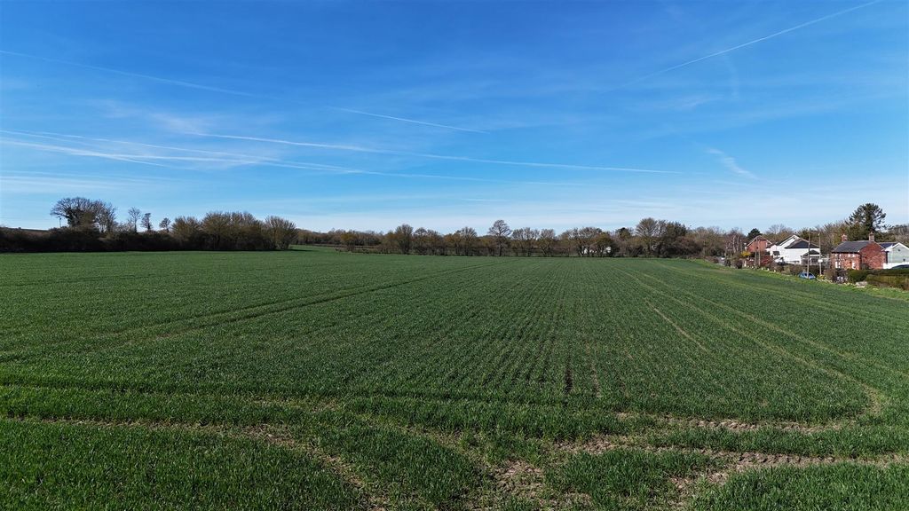 Property photo 3 of 6 Dji_20260321112911_0176_D.Jpg