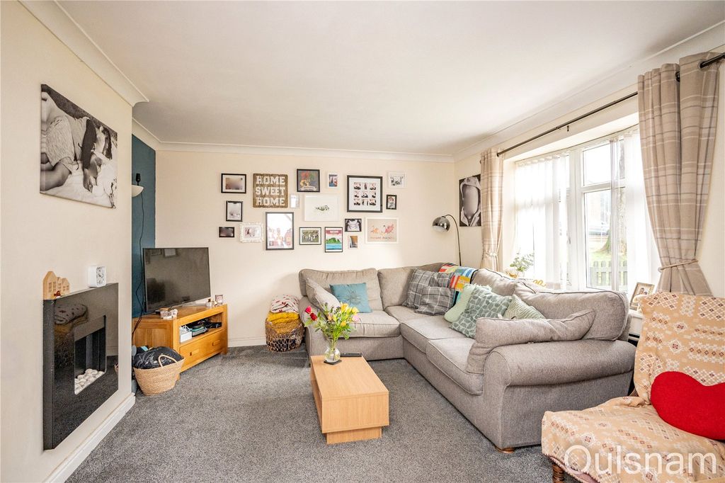 Property photo 2 of 17 Picture No. 21