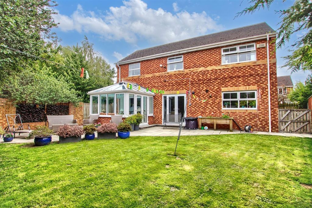 Property photo 2 of 17 Ng2.Jpg