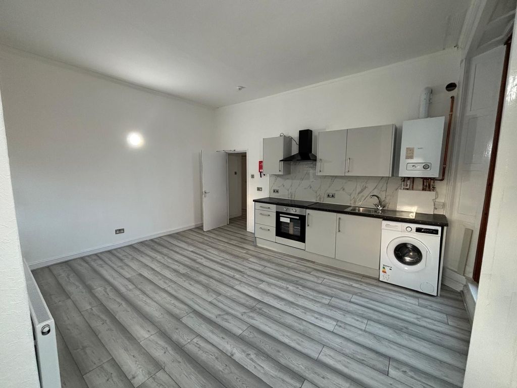 Property photo 2 of 6 Image