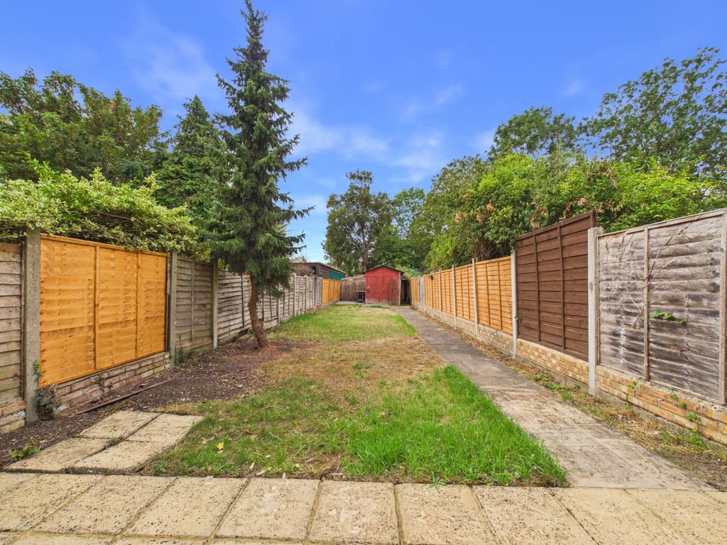 Property photo 3 of 11 Picture No. 18