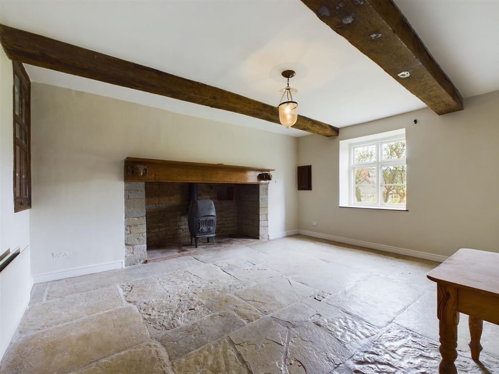 Property photo 3 of 49 Cam02803G0-Pr0079-Still046.Jpg
