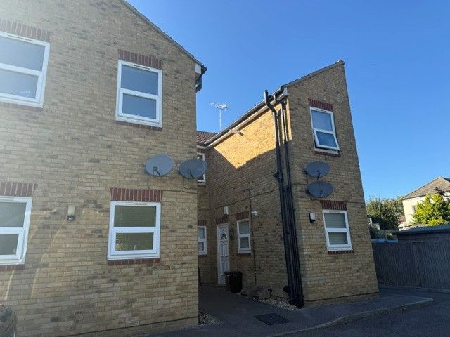 Property photo 1 of 5